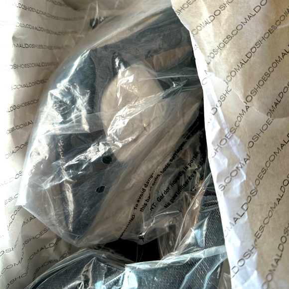 BLACK SEQUIN HEELS - Picture 10 of 10